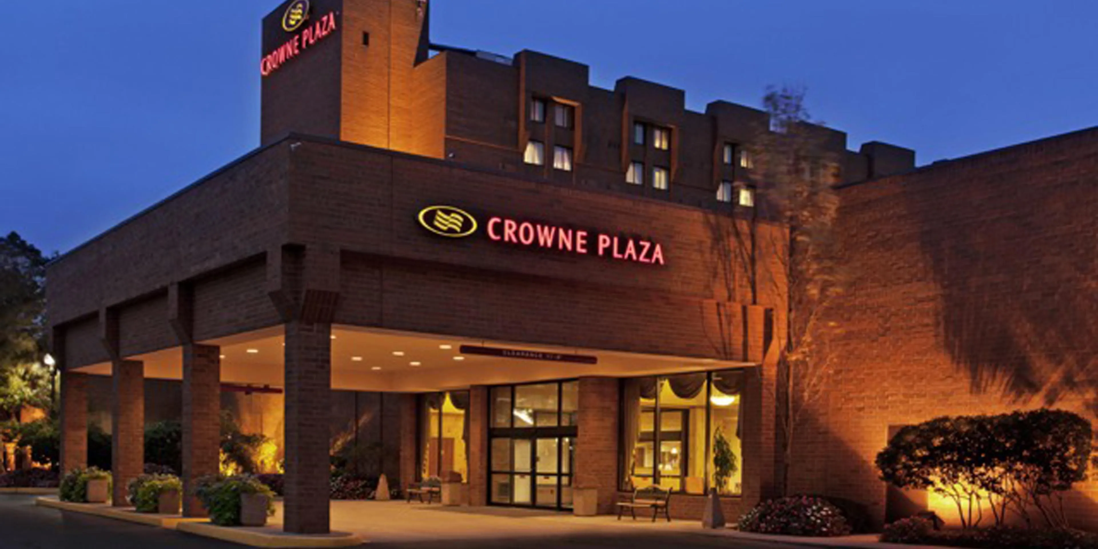 Crown Plaza - AMPM Group Location Crown Plaza - AMPM Group